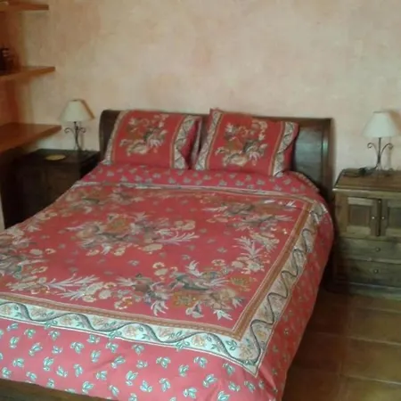Casa Rural Con Terraza Compartida, Jacuzzi, Wifi, Piscina En *