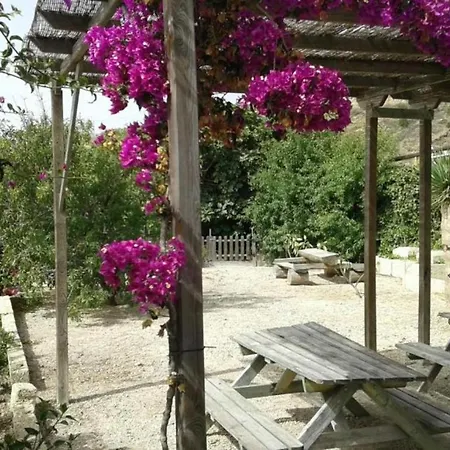 Casa Rural Con Terraza Compartida, Jacuzzi, Wifi, Piscina En Fasnia