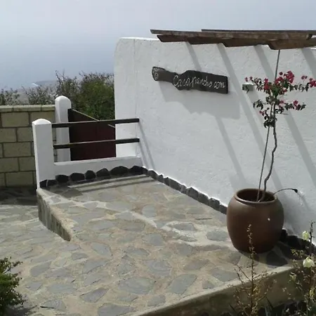 Casa Rural Con Terraza Compartida, Jacuzzi, Wifi, Piscina En *